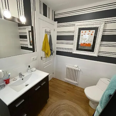 Casa Bolmente A En La Ribeira Sacra. 別荘 *