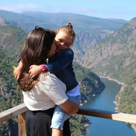 Casa Bolmente A En La Ribeira Sacra. 別荘