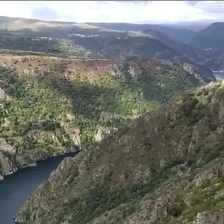 Casa Bolmente A En La Ribeira Sacra. *