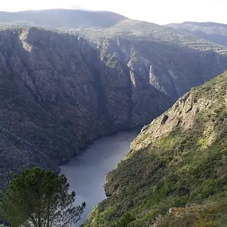 別荘 Casa Bolmente A En La Ribeira Sacra.